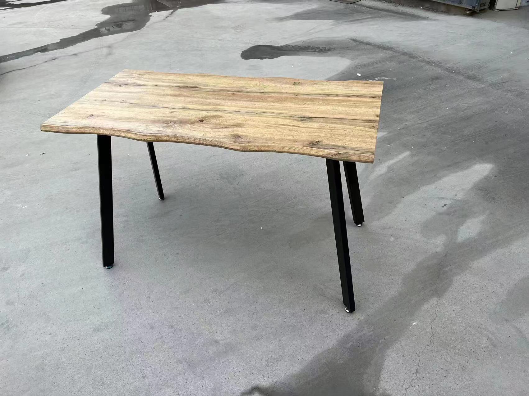 Cheap Restaurant Furniture Dining Tables Rustic Style Wood Dining Table in Black Metal Leg