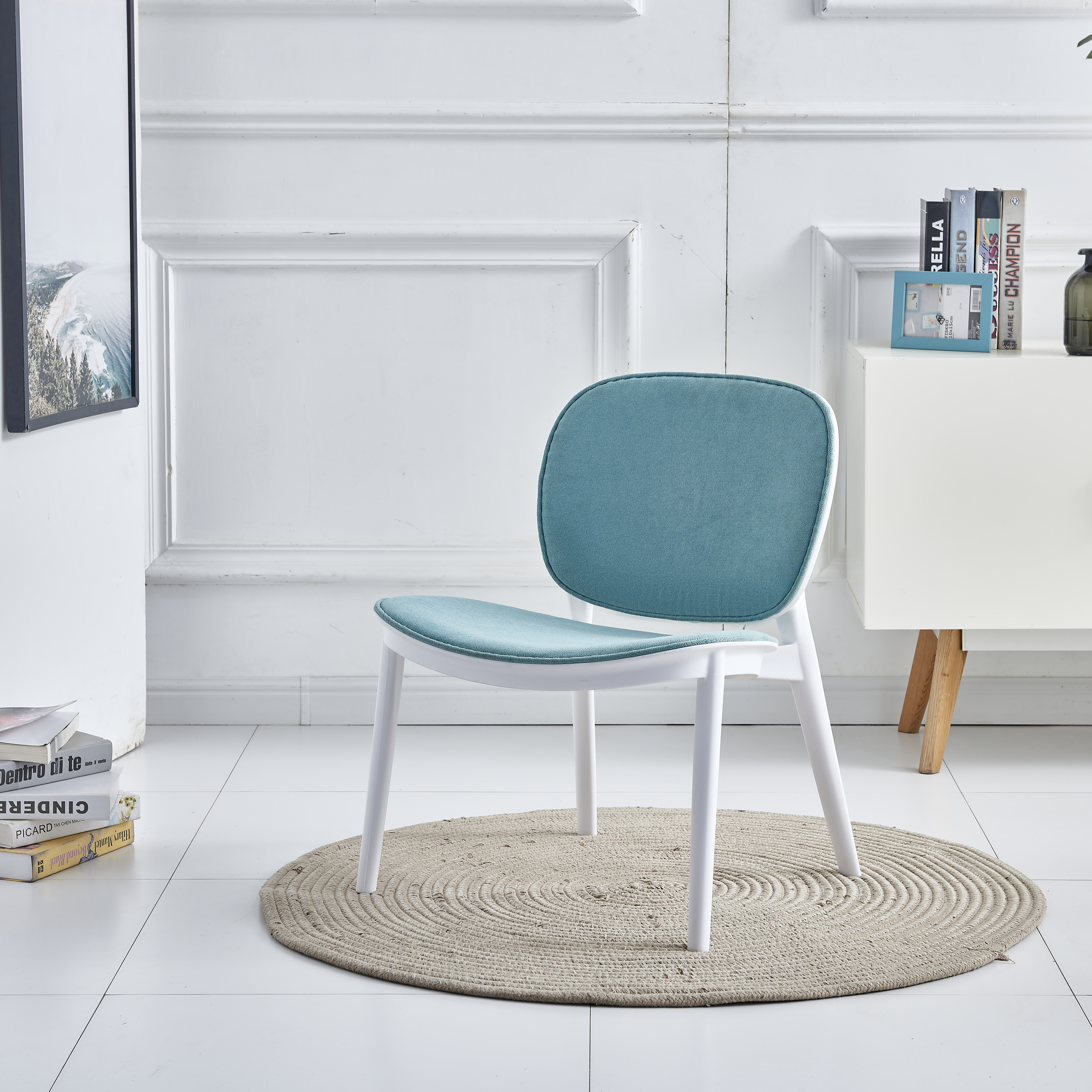 Elegant Fancy Plastic Home Furniture Dining Room Chairs Modern Low Legged Resin Chair with Cushion